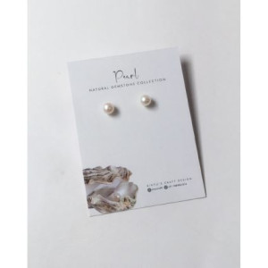 White Freshwater Pearl Stud earring with pure silver hardwear - Zinyu's Craft Design
